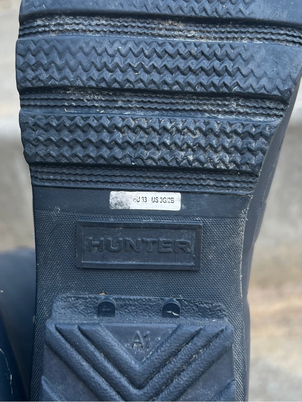 Hunter Navy Blue Kids Rain Boots size 3G/2B